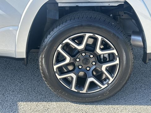 Used 2026 RAM 1500 Laramie AWD/4WD image 19