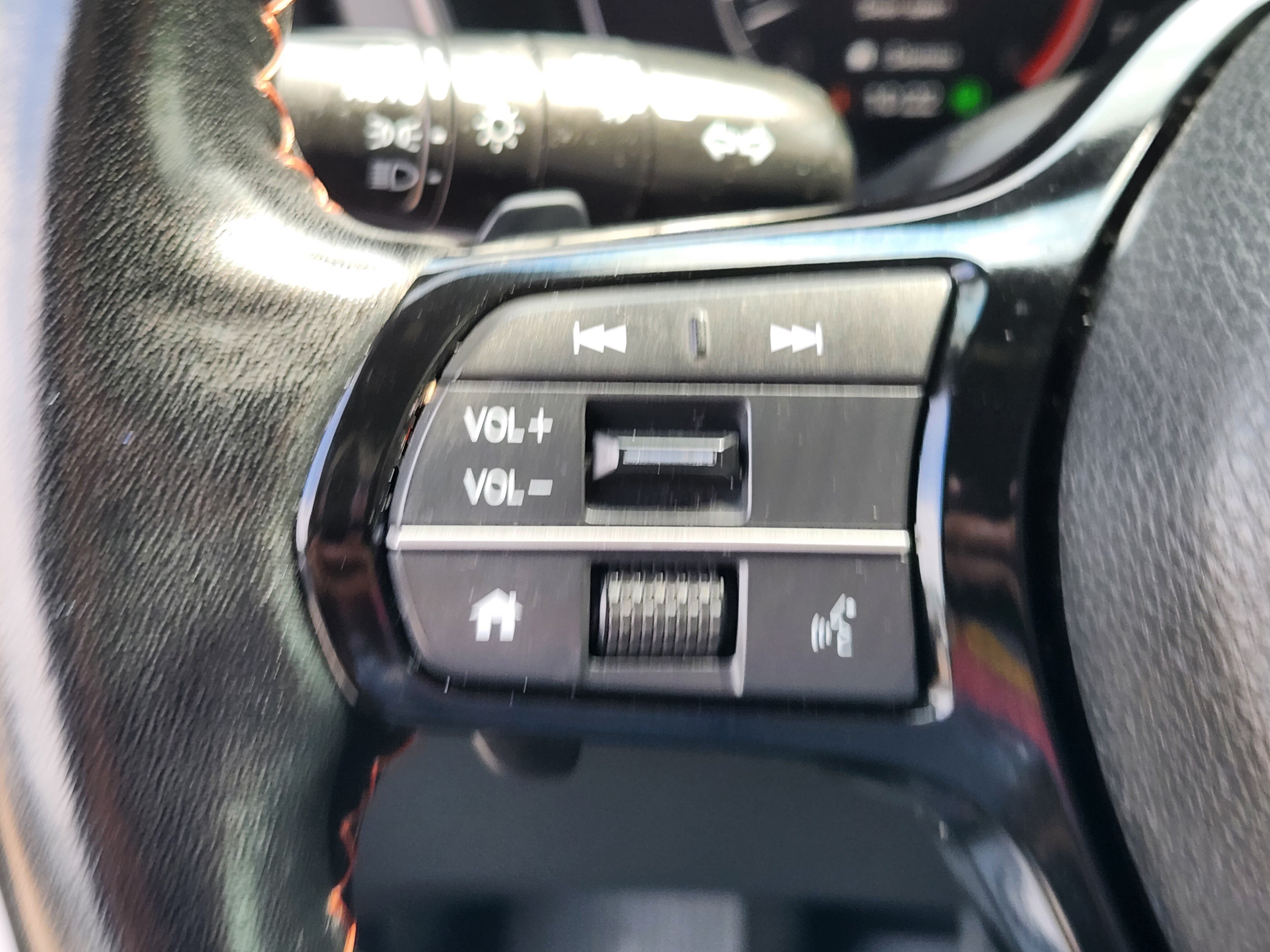 Certified 2024 Honda Pilot TrailSport image 25