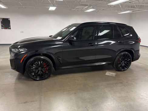 Certified 2025 BMW X5 sDrive40i w/ M Sport Package RWD image 2