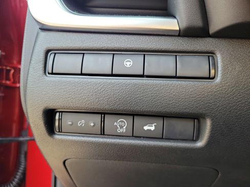 New 2026 Nissan Rogue SV image 32