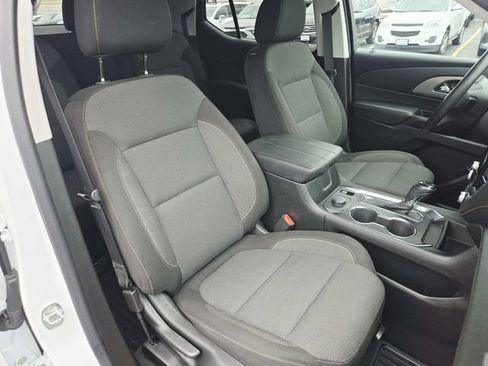 Used 2020 Chevrolet Traverse LT FWD image 14