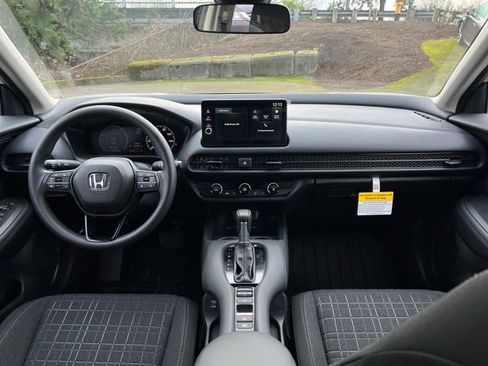 New 2026 Honda HR-V LX image 11