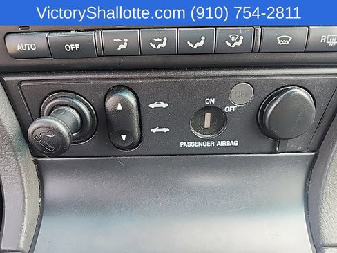 Used 2002 Ford Thunderbird RWD image 6