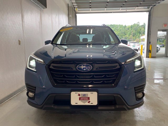 Certified 2023 Subaru Forester Limited AWD/4WD image 4