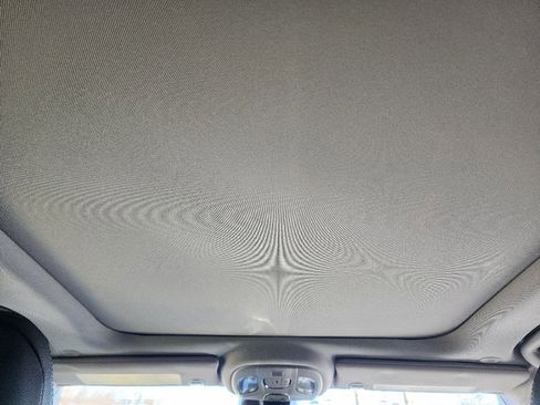 Certified 2022 Jeep Compass Latitude w/ Sun and Sound Group image 15