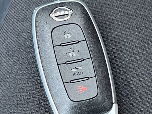 Used 2025 Nissan Sentra SV FWD image 28
