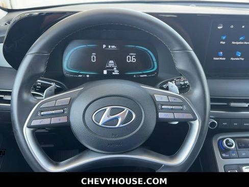 Used 2025 Hyundai Palisade SEL FWD image 14