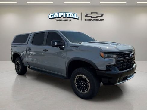 Used 2024 Chevrolet Silverado 1500 ZR2 w/ Technology Package image 7