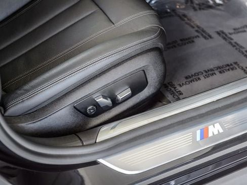 Used 2019 BMW 740i w/ M Sport Package RWD image 48