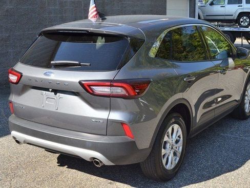 Used 2024 Ford Escape Active image 8