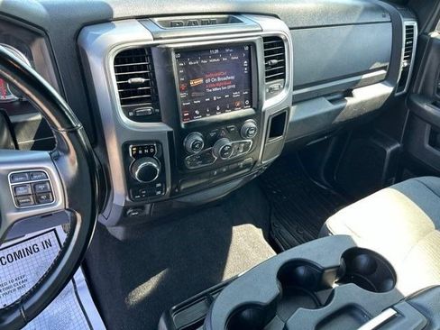 Used 2022 RAM 1500 Warlock AWD/4WD image 20