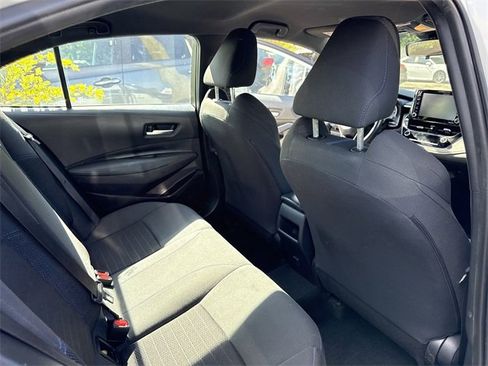 Used 2022 Toyota Corolla SE image 6