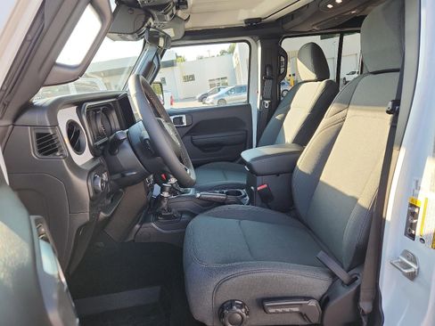 New 2024 Jeep Wrangler Unlimited Sport image 6
