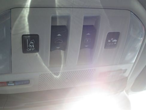 Used 2020 Subaru Ascent Limited w/ Technology Package image 11