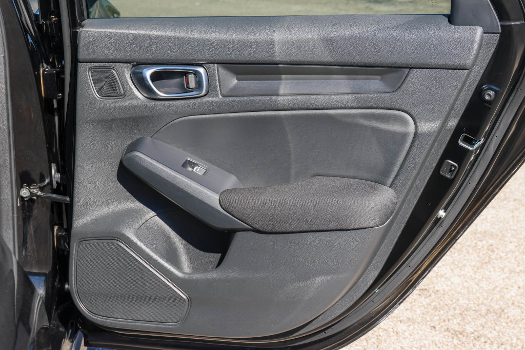 Used 2025 Honda Civic LX image 16