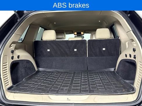 Used 2016 Jeep Grand Cherokee Laredo w/ Quick Order Package 23E AWD/4WD image 16