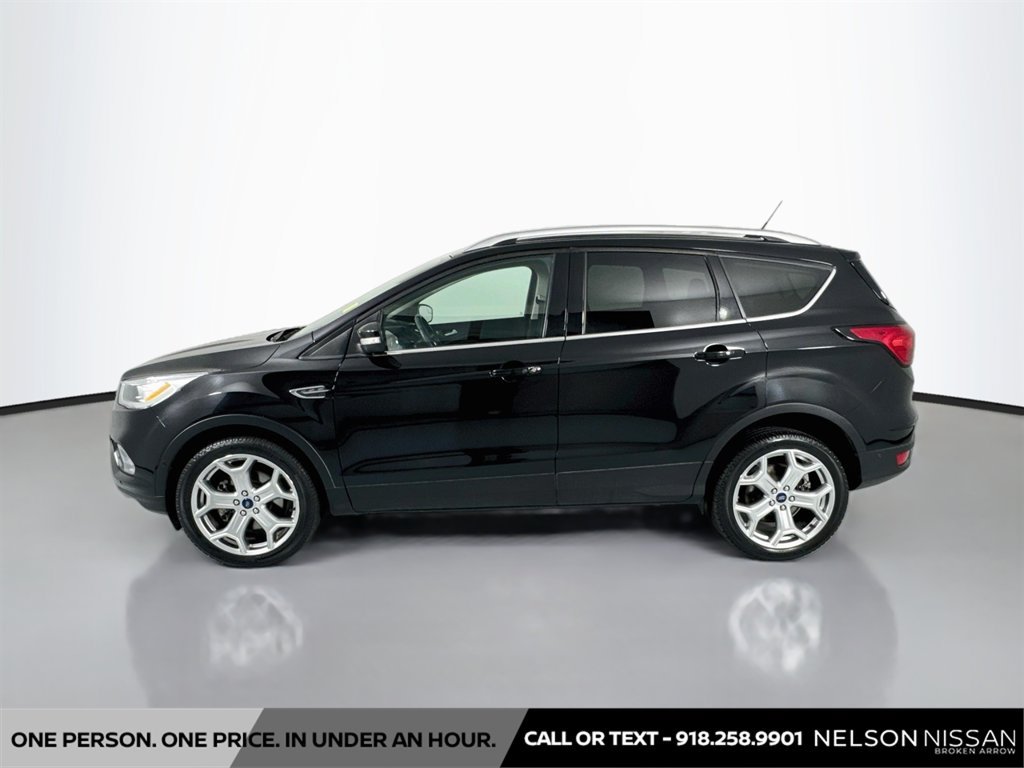 Used 2019 Ford Escape Titanium AWD/4WD image 8