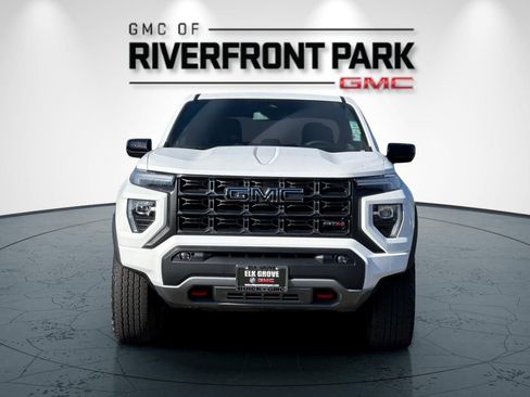 New 2023 GMC Canyon AT4 w/ AT4 Premium Package AWD/4WD image 8