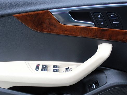 Used 2017 Audi A4 2.0T Premium w/ Audi MMI Navigation Plus image 9