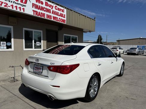 Used 2015 INFINITI Q50 Premium w/ Cargo Package RWD image 3