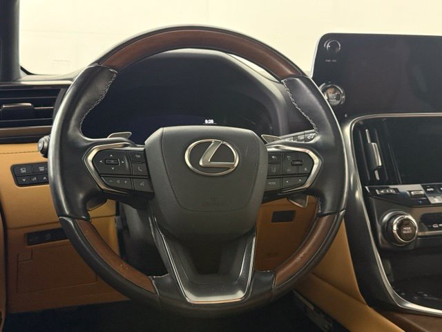 Used 2023 Lexus LX 600 4WD w/ Accessory Package (Z1) image 23