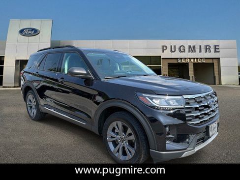 Used 2025 Ford Explorer Active w/ Active Comfort Package AWD/4WD image 1