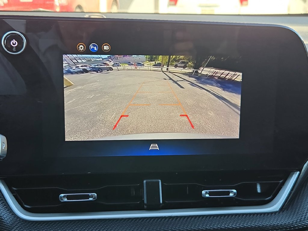 Used 2026 Chevrolet Equinox LT FWD image 18
