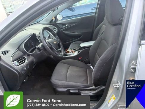 Used 2018 Chevrolet Malibu LS FWD image 9