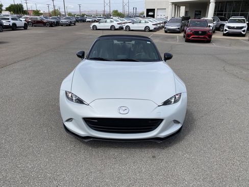 Used 2017 MAZDA MX-5 Miata Club image 36