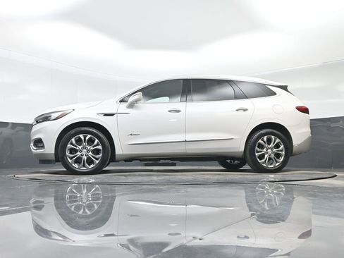 Used 2019 Buick Enclave Avenir w/ Avenir Technology Package AWD/4WD image 27