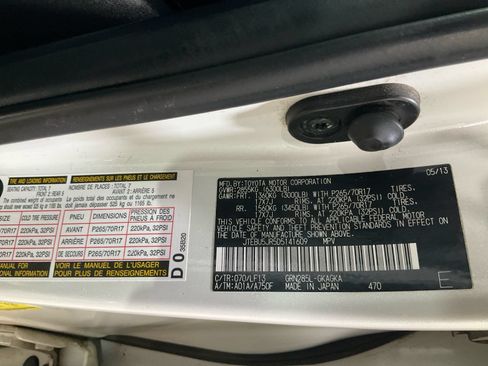 Used 2013 Toyota 4Runner SR5 w/ Premium Pkg w/3rd Row Seat AWD/4WD image 31