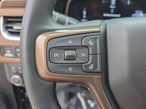 Used 2024 Chevrolet Suburban High Country w/ Max Trailering Package AWD/4WD image 19