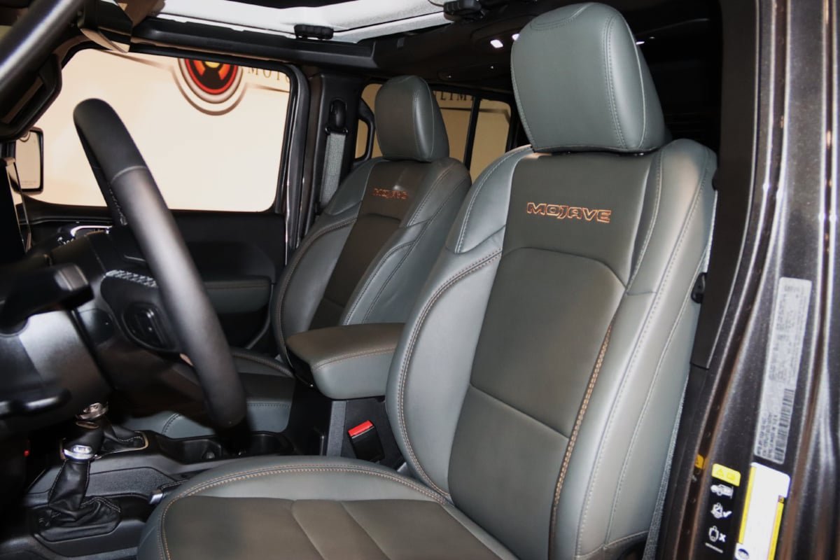 Used 2026 Jeep Gladiator Mojave AWD/4WD image 60