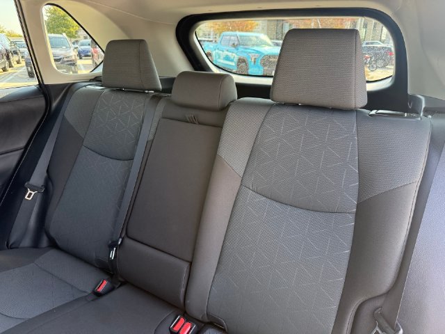 Used 2025 Toyota RAV4 XLE FWD image 24