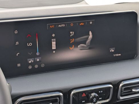 New 2026 Nissan Sentra SV w/ SV Convenience Package FWD image 17