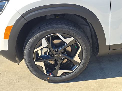 New 2026 Kia Seltos EX image 35