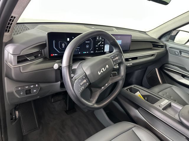 Used 2024 Kia EV9 Wind AWD/4WD image 16