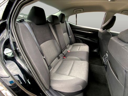 Used 2025 Toyota Camry LE FWD image 19
