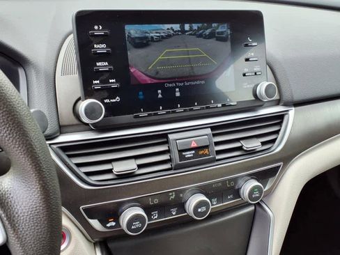 Used 2020 Honda Accord LX image 21