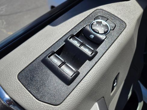 Used 2017 Ford F150 XLT RWD image 14