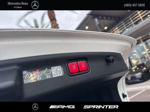 Used 2025 Mercedes-Benz C 300 C 300 image 7