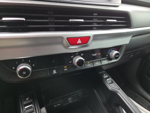 Used 2021 Kia Telluride S AWD/4WD image 37