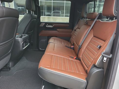Certified 2024 GMC Sierra 2500 Denali Ultimate w/ Max Trailering Package AWD/4WD image 25
