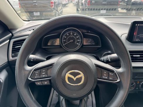 Used 2018 MAZDA MAZDA3 Sport image 25