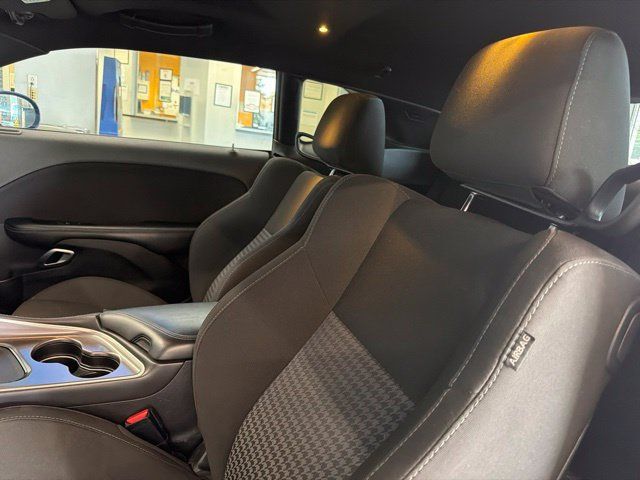 Used 2020 Dodge Challenger R/T RWD image 15