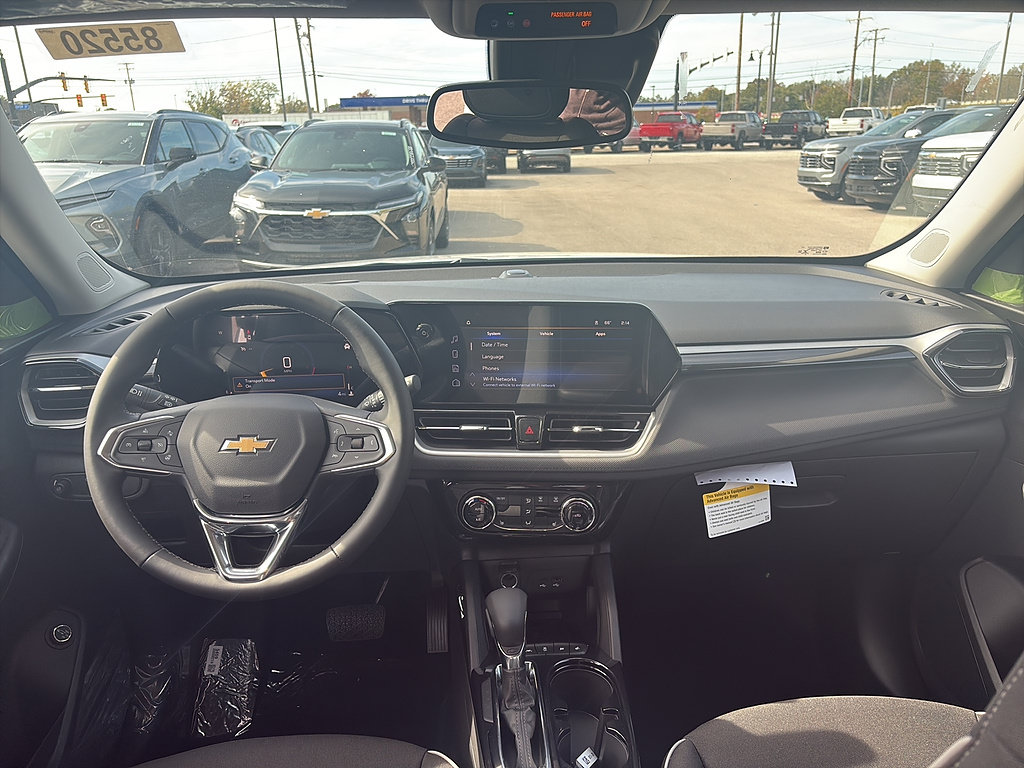 New 2026 Chevrolet TrailBlazer LT w/ Convenience Package FWD image 11