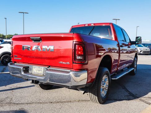 Used 2026 RAM 2500 Big Horn AWD/4WD image 4