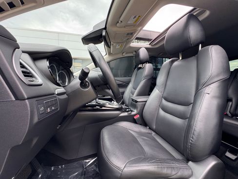 Certified 2023 MAZDA CX-9 Touring AWD/4WD image 3
