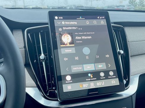 New 2026 Volvo XC90 B6 Ultra image 18