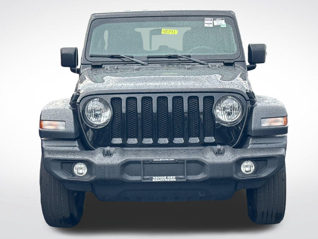 Used 2023 Jeep Wrangler Unlimited Sport AWD/4WD image 3